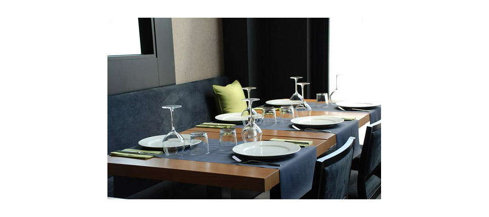 Restaurante Beef Chef Gril (Las Matas - Madrid) - sillas #422, mesas a medida y bancadas a pared - imagen 02