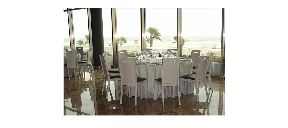 Restaurante La Ferradura (Valencia) - sillas #533 - imagen 01