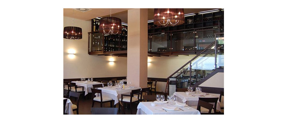 Restaurante Izurpi (Salamanca) - sillas #239 - imagen 01