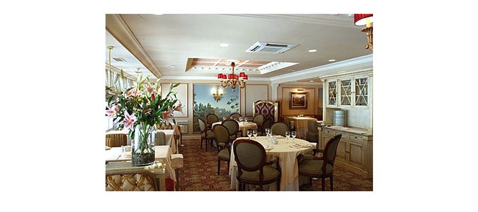 Restaurante La Maquina (Madrid) - sillas #043 - imagen 01