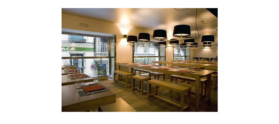 Restaurante Mercado de la Reina (Madrid) - sillas y taburetes #565 - imagen 01