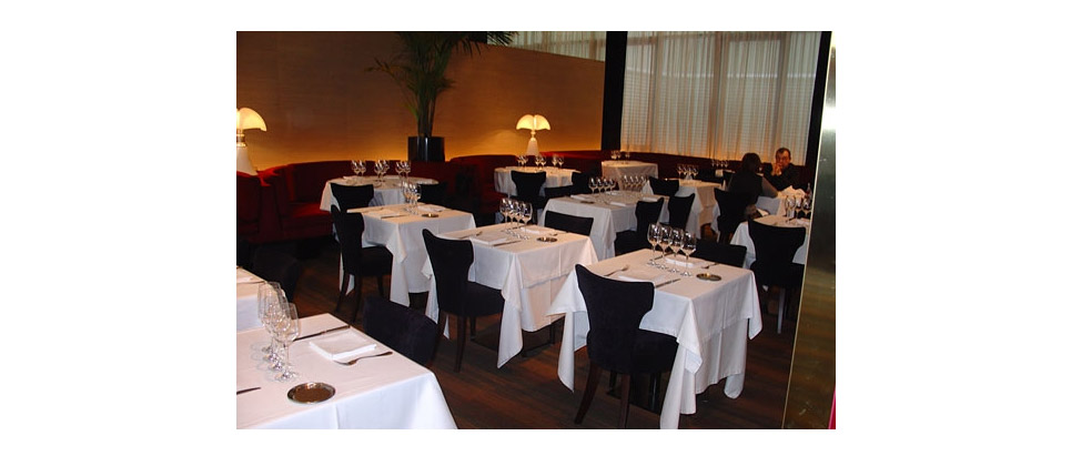 Restaurante Noti Universal (Barcelona) - sillas #059 - imagen 02