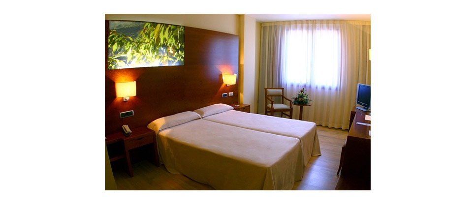 Balneario Valle del Jerte (Cáceres) - sillas #285 - imagen 01