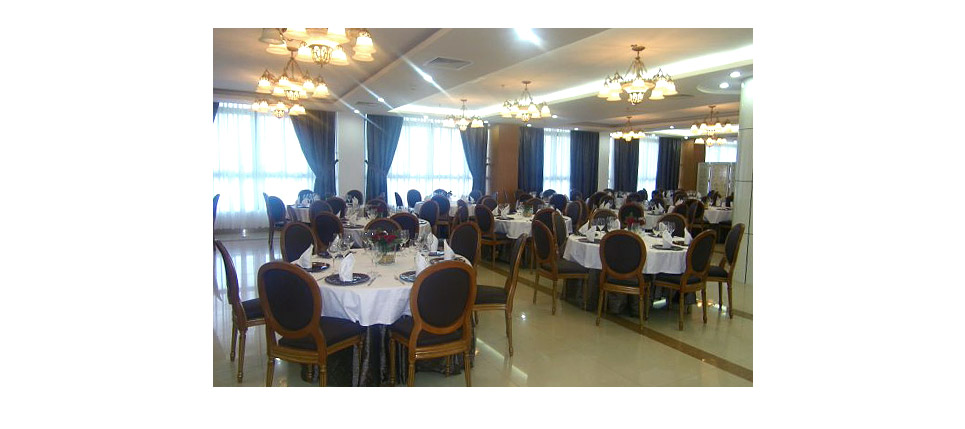 Silla 152 Restaurante en Guinea Ecuatorial - imagen 01