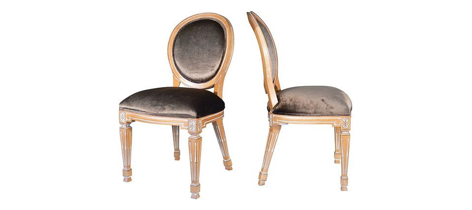 silla 503 terciopelo oscuro