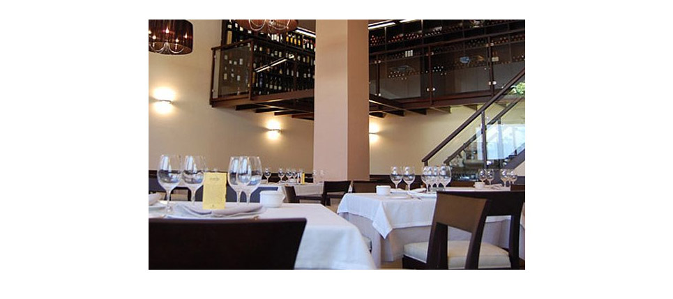 silla 239 restaurante Izurpi (Salamanca)