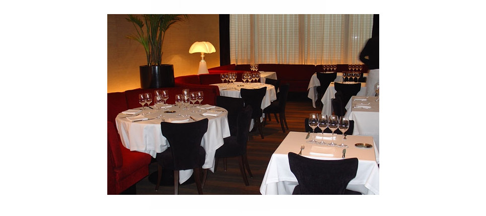 silla 059 restaurante Noti Universal (Barcelona)